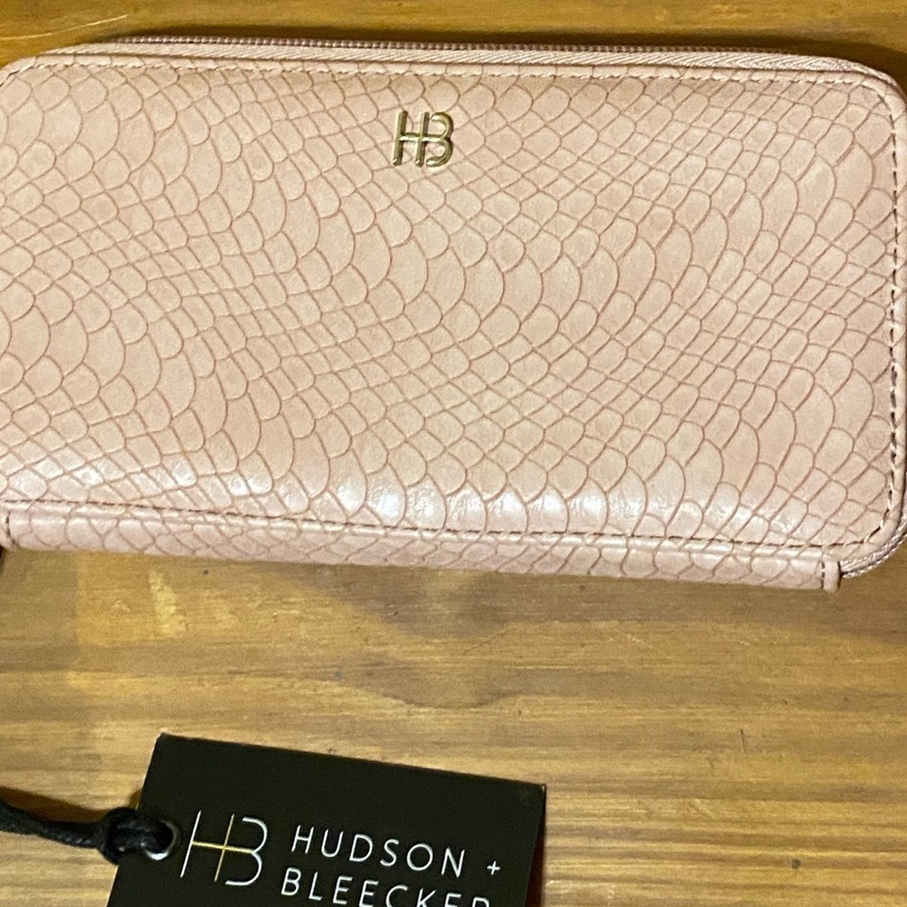 Smartphone Wallet from Hudson & Bleeker Dusty Rose Pink